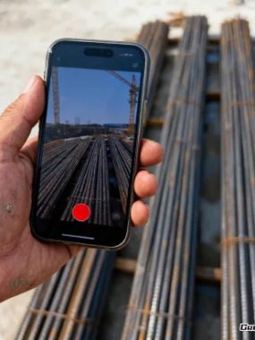 怎么靠短视频赚钱？工地老哥随手拍钢筋，三个月攒出闺女学费钱